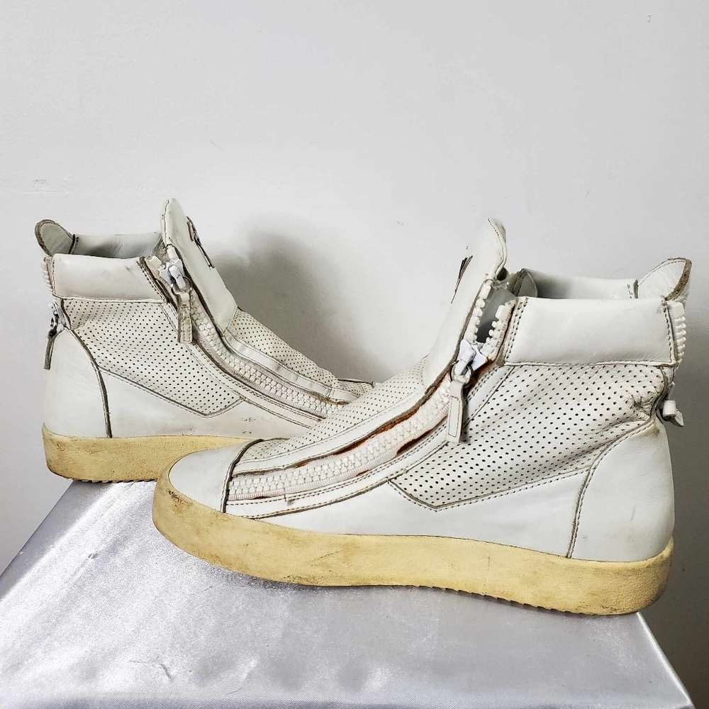 Vintage Giuseppe Zanotti white Croc embossed leather sneakers - Picture 12 of 14